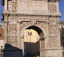 Arco di Traiano