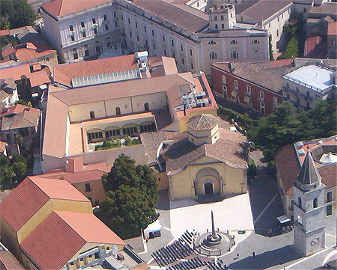 Benevento: Piazza Santa Sofia